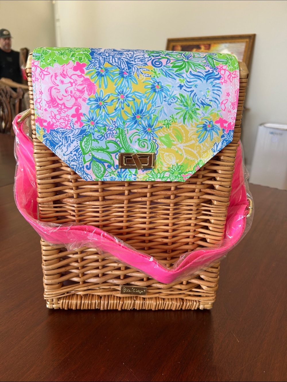 Lilly Pulitzer GWP Wicker Wine Basket 60th Anniversary Cheek to Cheek